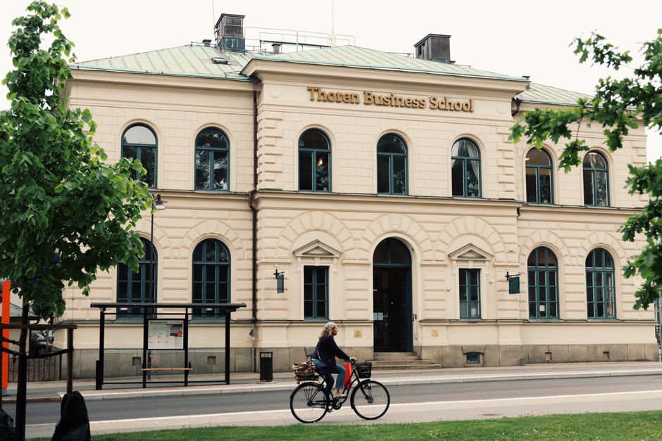 Übungen im Kurs helfen beim Anwenden von Englisch